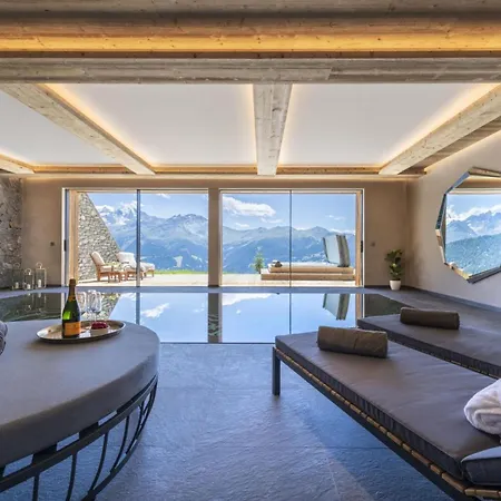 Chalet Laax: Timeless Comfort With A Scenic View *